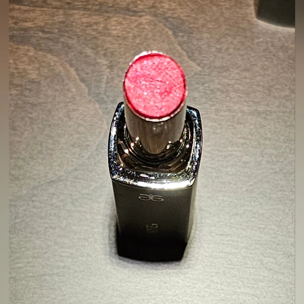[Arbonne] Retired Lipstick 